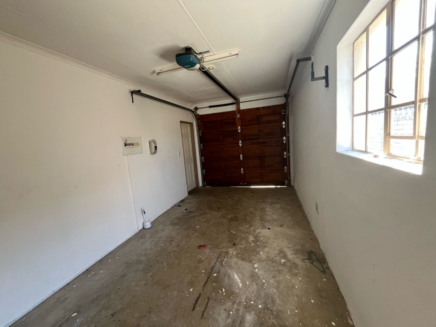 4 Bedroom Property for Sale in Waterkloof A H North West